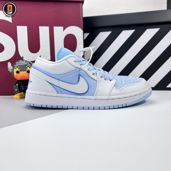 Giày Nike Air Jordan 1 Low SE Reverse Ice Blue Siêu Cấp