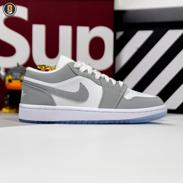 Giày Nike Air Jordan 1 Low Wolf Grey
