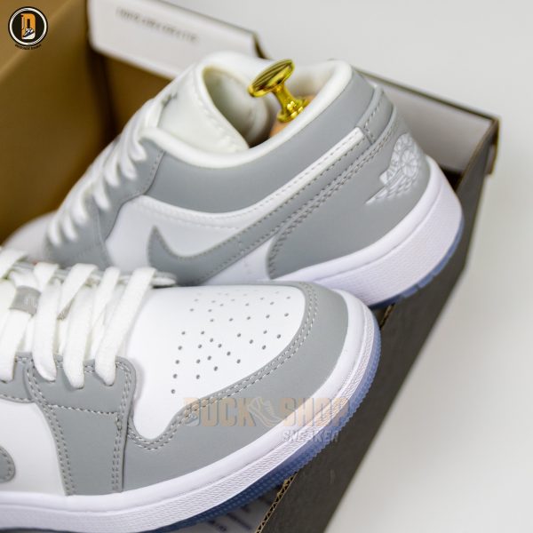 Giày Nike Air Jordan 1 Low Wolf Grey - Hình ảnh 4