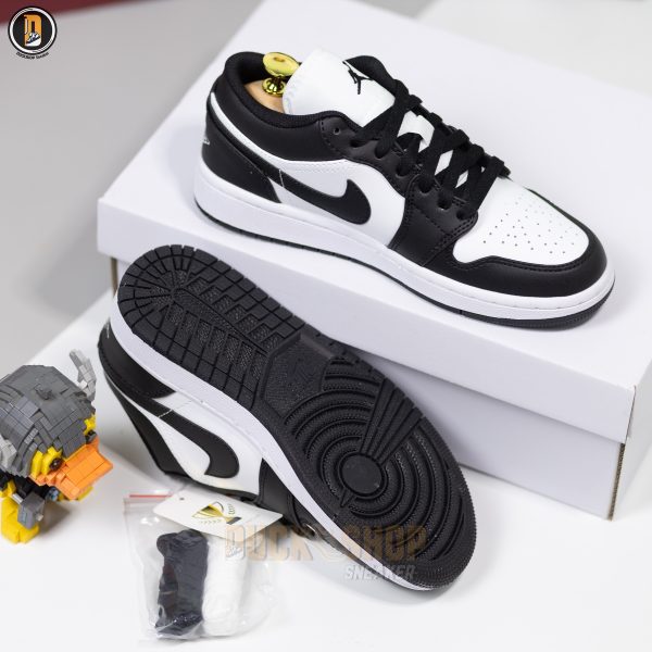 Giày Nike Air Jordan 1 Low Panda Đen Trắng - Hình ảnh 10