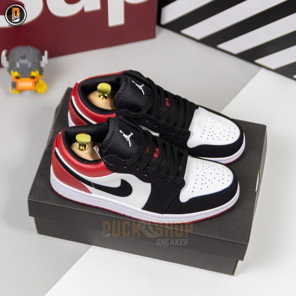 Giày Nike Air Jordan 1 Low Black Toe - Hình ảnh 2
