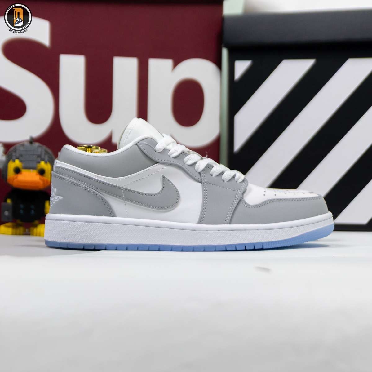 Giày Nike Air Jordan 1 Low Wolf Grey Like Auth