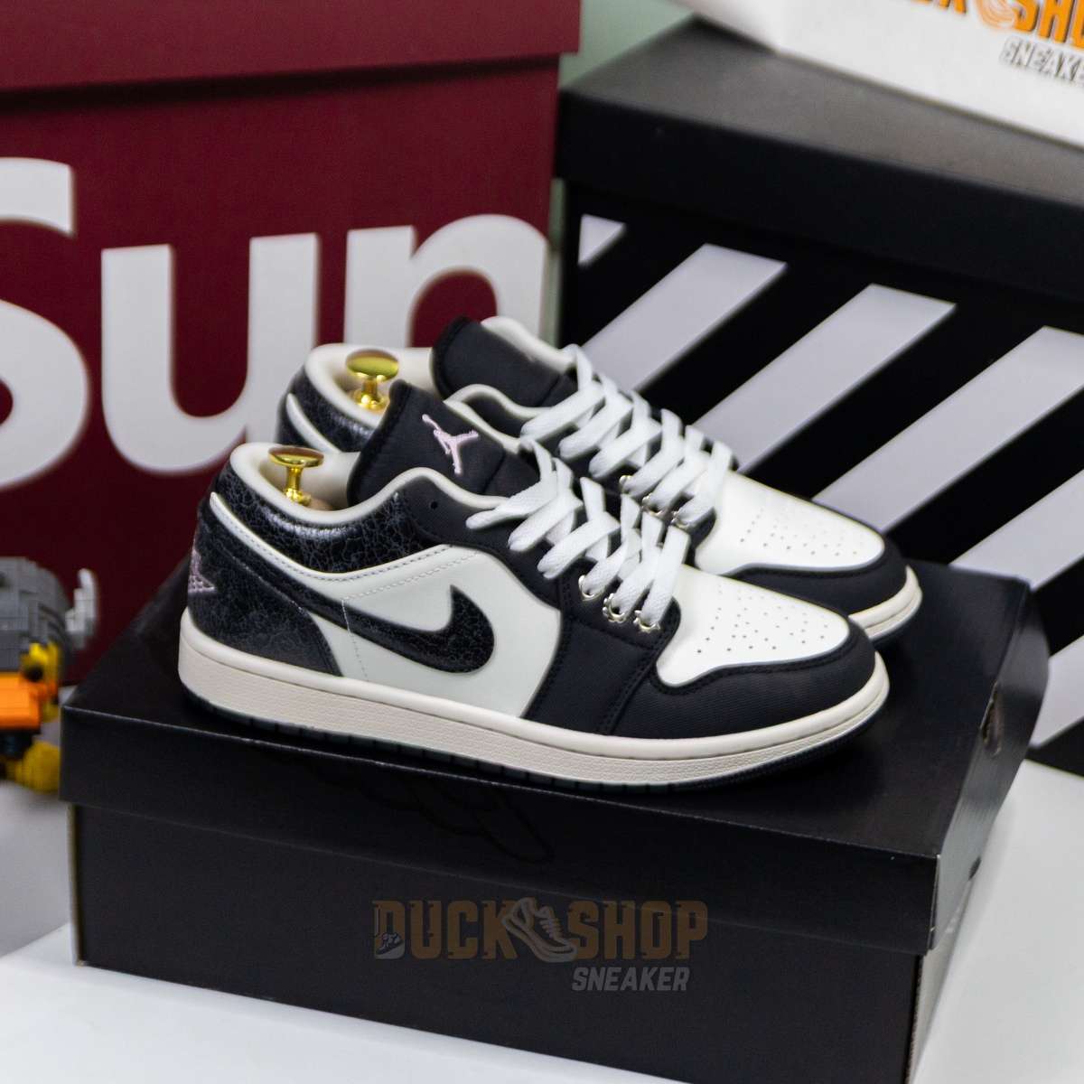 Alternative view of Giày Nike Air Jordan 1 Low SE Iced Carmine