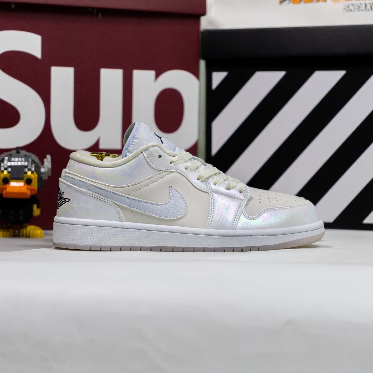 Giày Nike Air Jordan 1 Low Year of the Snake