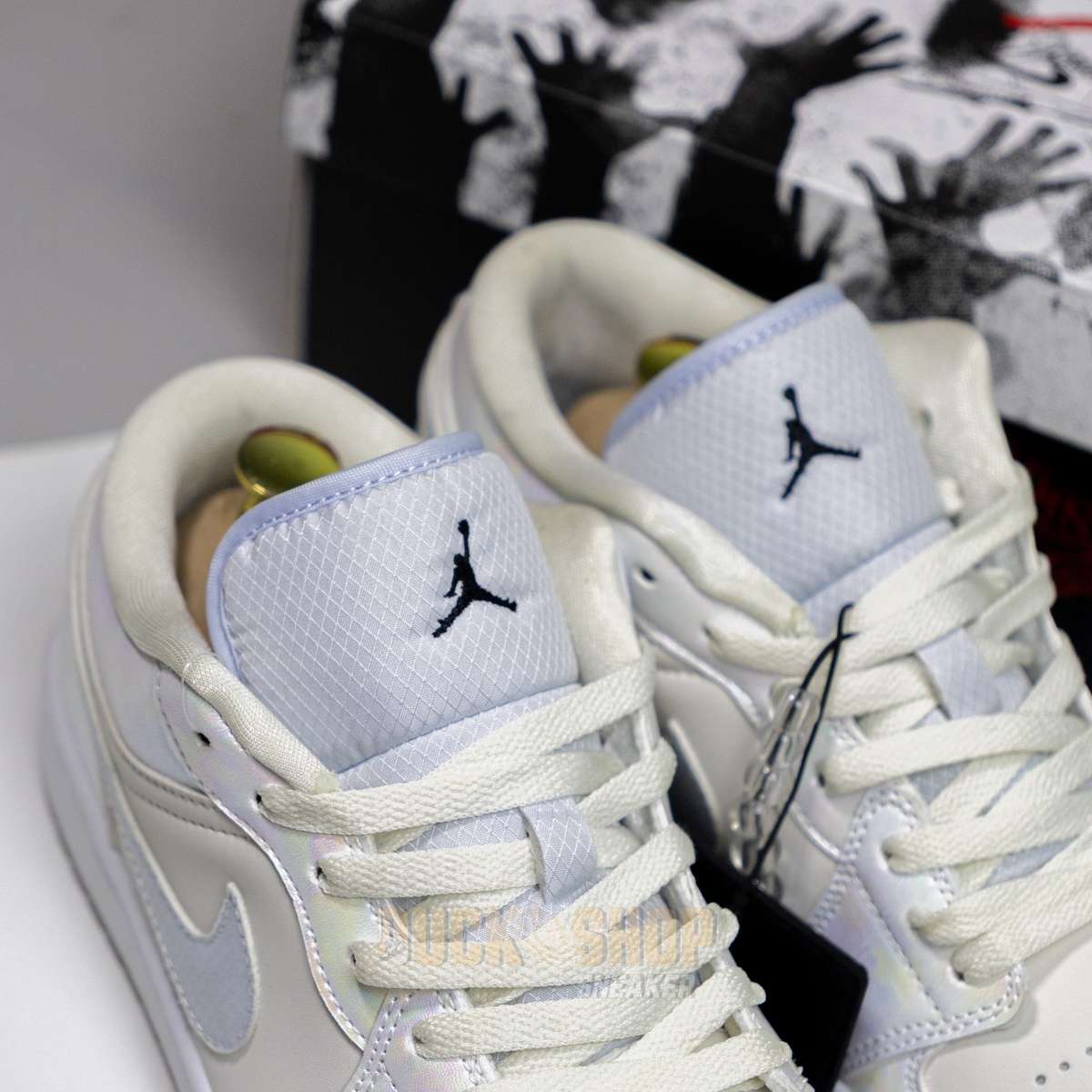 Giày Nike Air Jordan 1 Low Year of the Snake - Ảnh 7