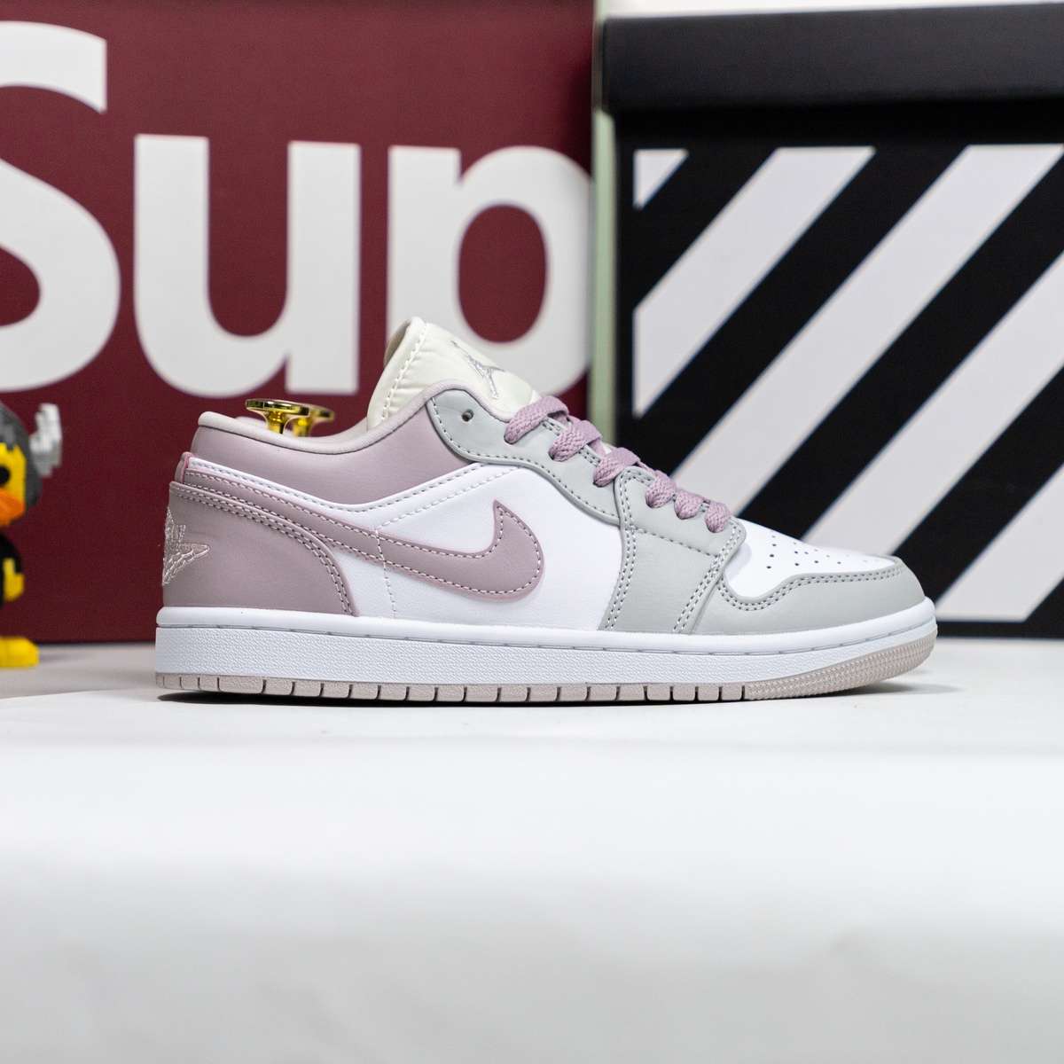 Giày Nike Air Jordan 1 Low Particle Rose