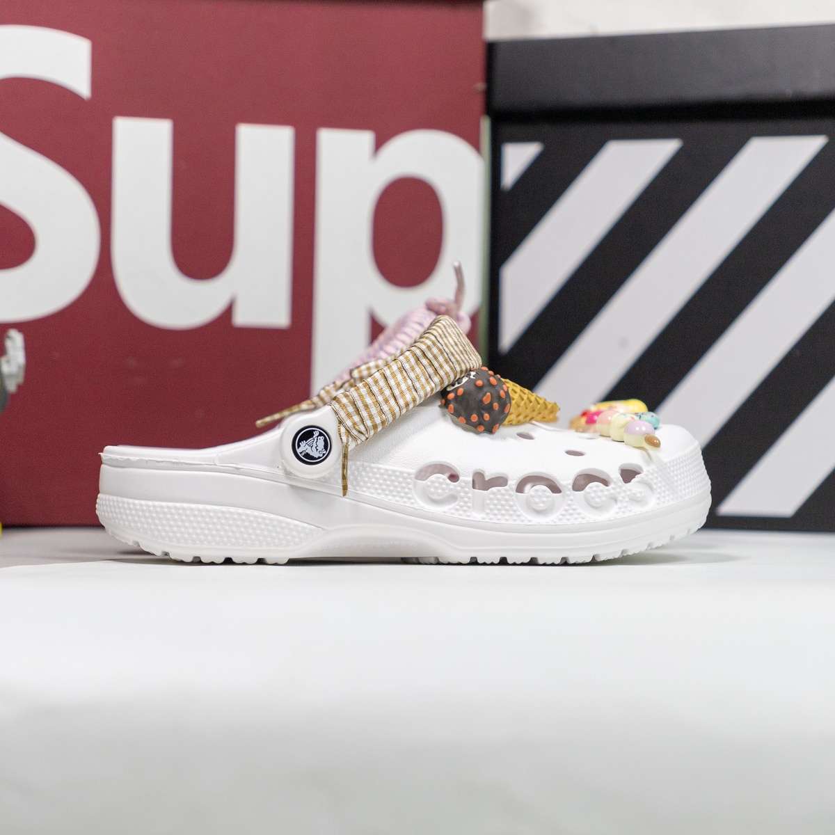 Dép Sục Crocs Baya Candy