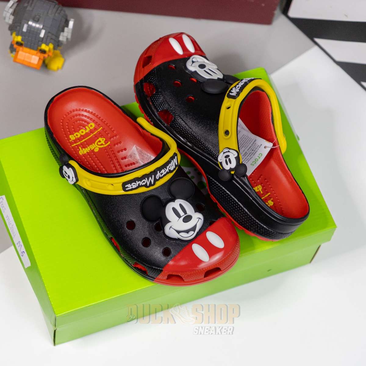 Alternative view of Dép Sục Crocs Classic Clog Toddler Mickey Mouse Chuột